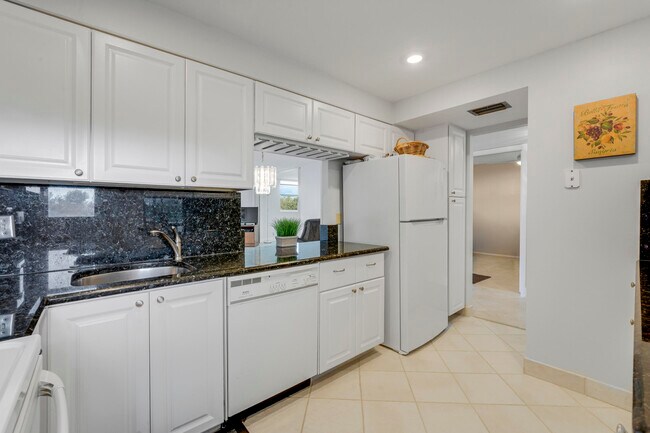 Photo - 6461 NW 2nd Ave Unit 407