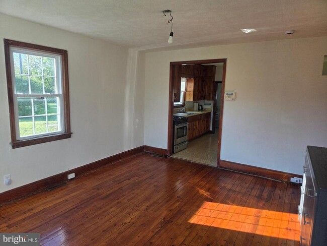 Photo - 13841 Kellys Ford Rd