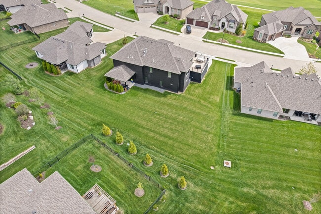 5947 Screaming Eagle Ln