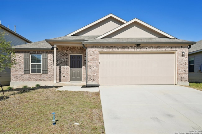 Building Photo - Beautiful 3 - Bedroom One Story Home in Vista Ridge Community