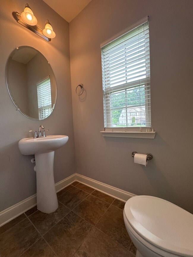 Photo - Modern End-Unit Townhome in the Heart of Old Hickory, Wilson County!