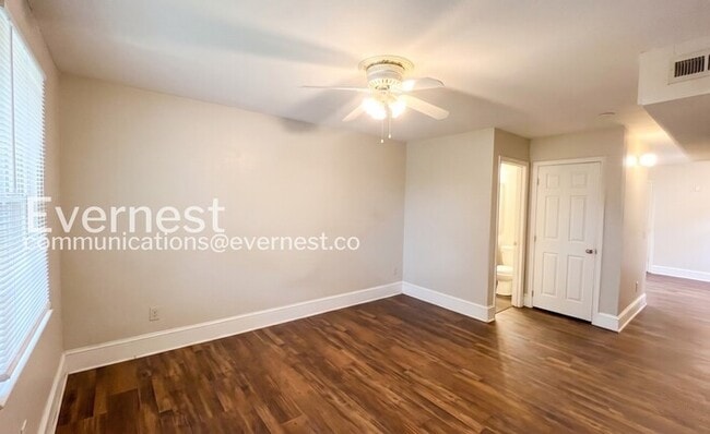 Photo - 1311 E 31st St Unit B