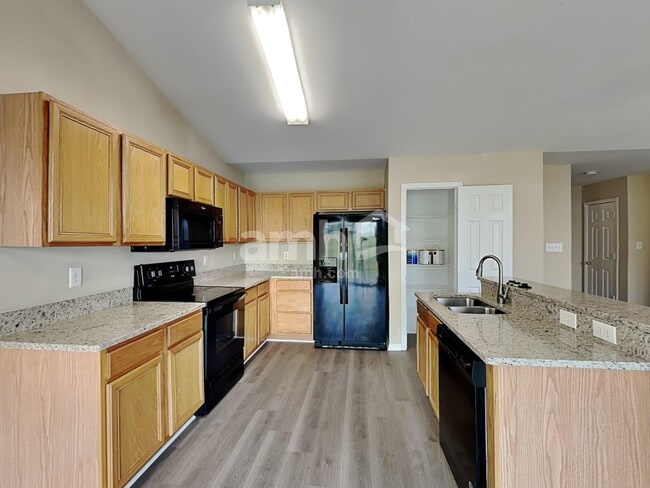 Photo - 6000 Softwind Dr