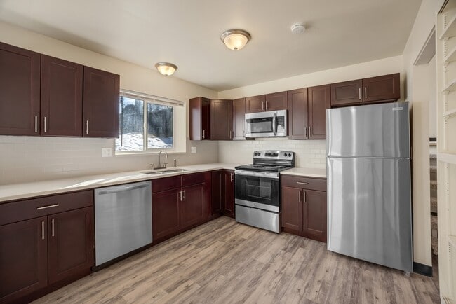 Photo - Broadridge Flats and Townhomes