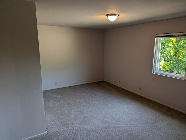 Photo - 1312 Broad St Unit B