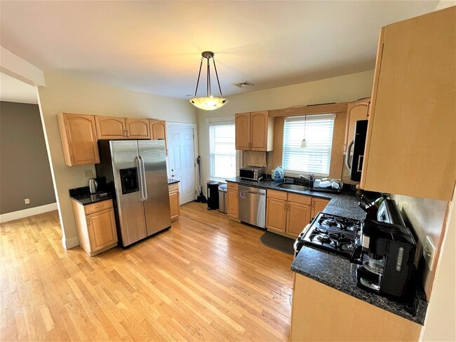 Photo - 24 Dalrymple St