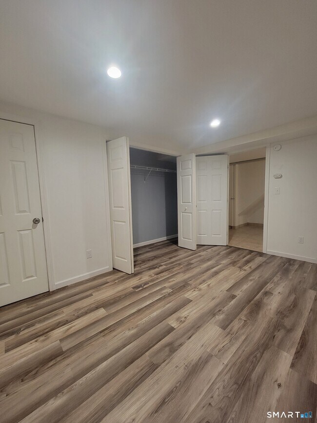 Photo - 63 Boyer St Unit Lower Level