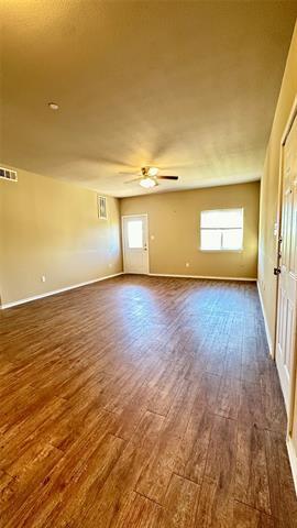Photo - 502 E Hazelwood St Apartamento Unidad D