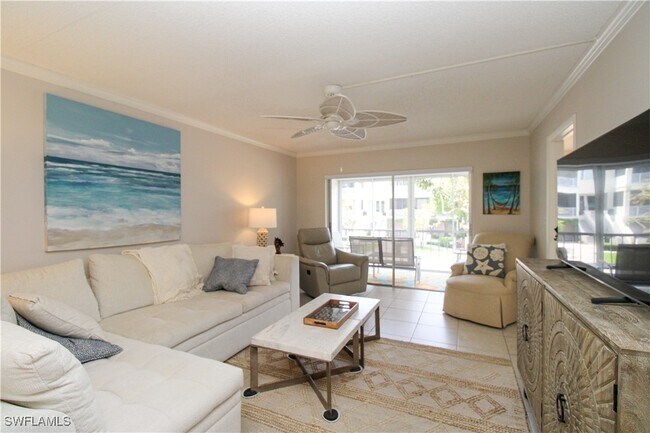 Photo - 333 4th Ave S Unidad 202