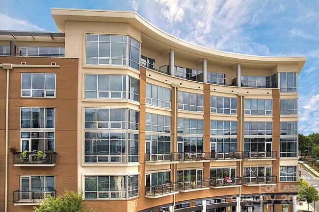 Photo - 1133 Metropolitan Ave Unit 217