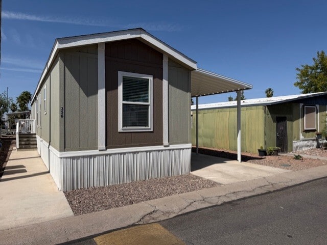 Photo - 2060 N Center St