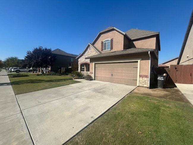 Photo - 4 bedroom 2 bathroom in NW Visalia coming ...