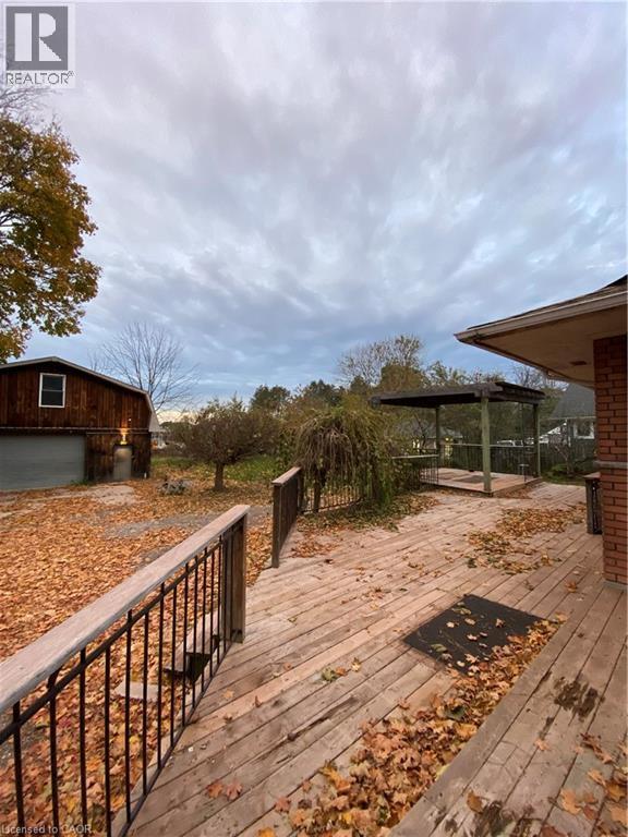 Photo - 260 Main St W