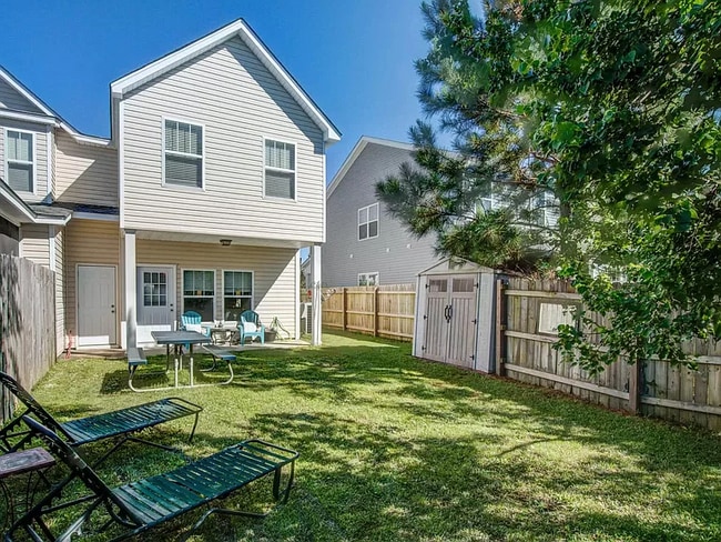 Photo - 124 Kirkland St