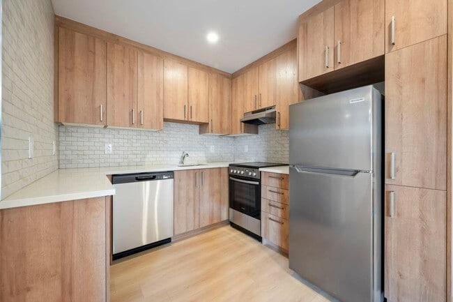 Building Photo - 1625 Blvd. De Maisonneuve Ouest