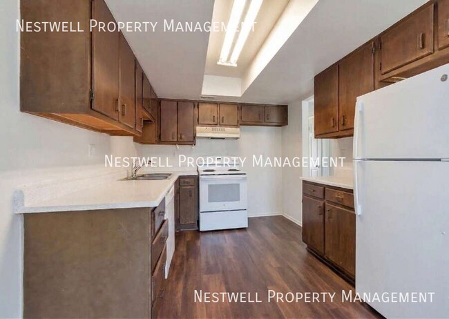 Photo - 8451 S Westridge St