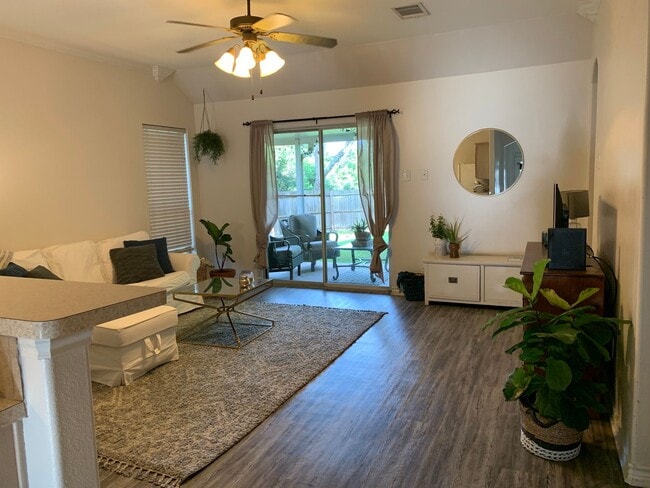 Photo - 3 BEDROOM, BELTON ISD