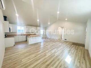 Photo - 1246 Hughes St