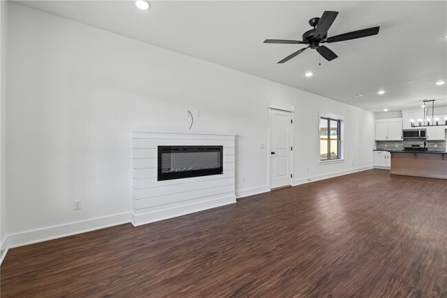 Photo - 90 Watson Ln