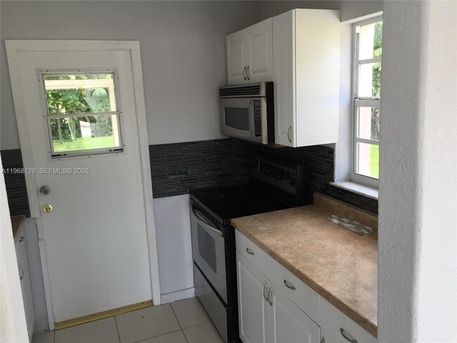 Photo - 4700 SW 97th Ave