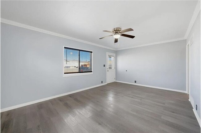 Photo - 722 W Park Ave