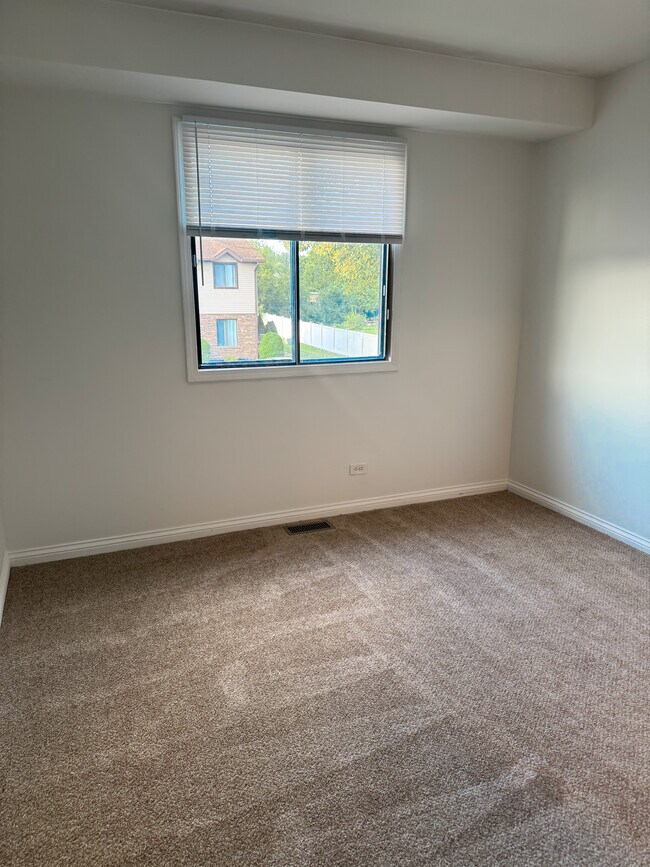 16212 Apple Ln