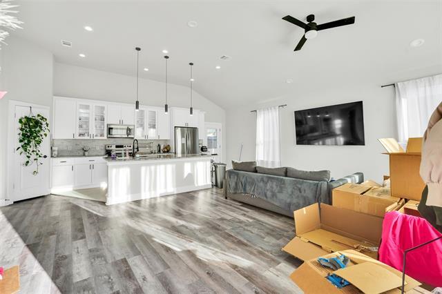 Photo - 4621 Collins Ave