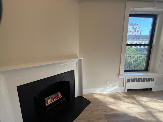 Photo - 271 Dartmouth St Unidad 2F