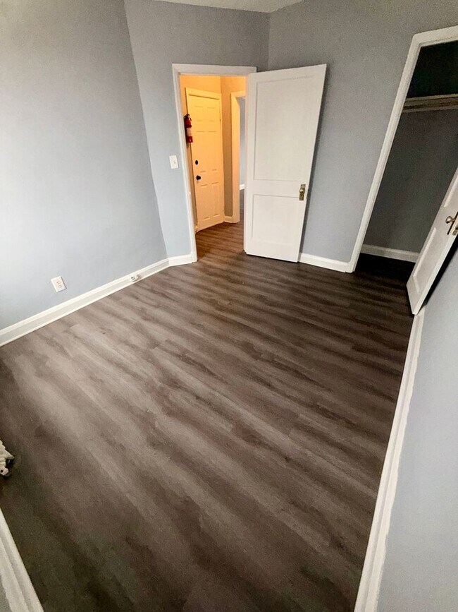 Photo - 4002 Edgewood Rd Unit 2