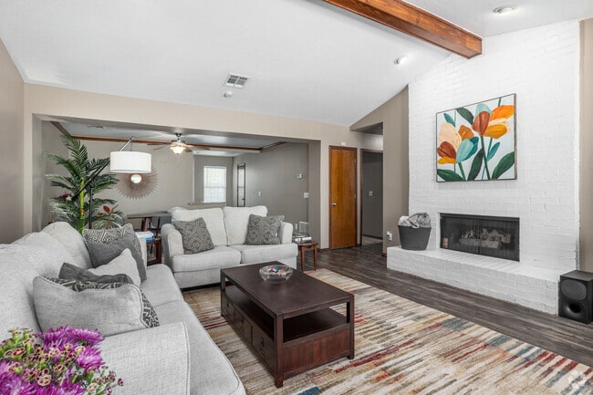 B5 - 2BR, 2BA - 1450SF - Living Room - Garden Gate