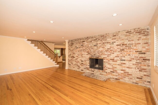 Photo - Beautifully Remodeled 4 Bed, 4.5 Bath Home on Tree-Lined Street