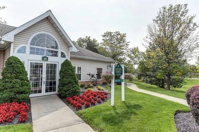 Photo - 25 Spring Meadow Dr