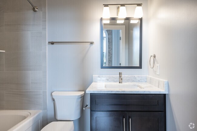 2BR, 2BA - 1200SF