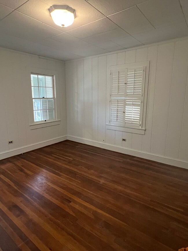 Photo - 218 N 2nd St