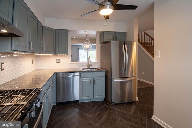 Photo - 5620 Queen Anne Ct
