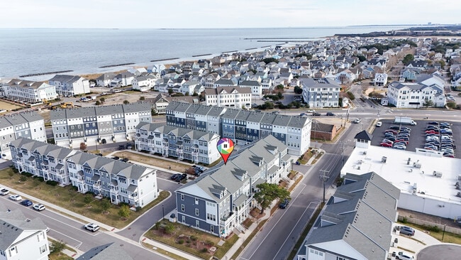 Building Photo - 4106 Pleasant Ave