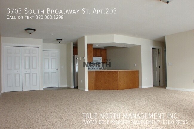 Photo - 3703 S Broadway St