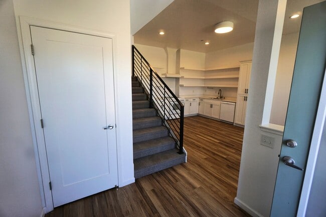 Photo - Villages of Patterson 2 Unit 805 Ashwood Ln