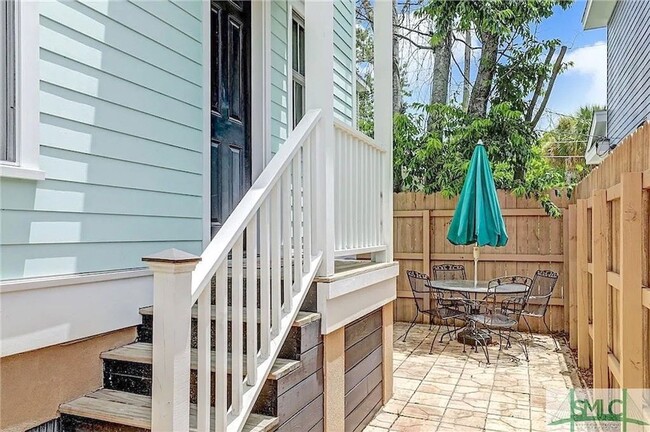 Photo - 4 BED | 2.5 BATH | PRIVATE OFF-STREET PARKING | OUTDOOR PATIO | WALK TO GARVIN HALL