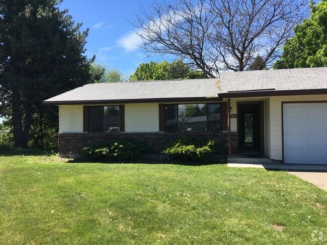 Building Photo - EBURG4 Unit 1703 Rental