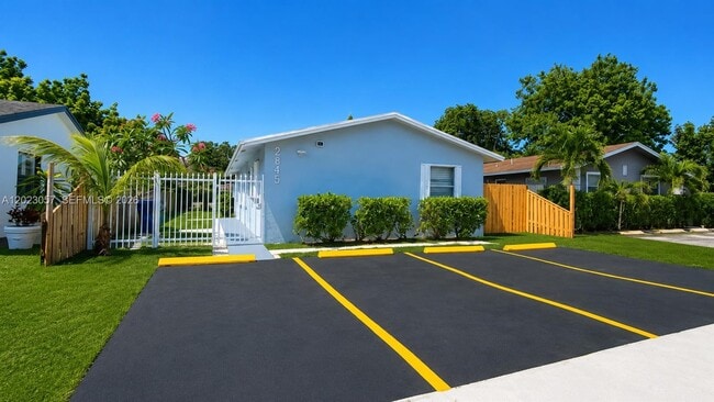 Photo - 2845 NW 13th Ct Unit 1