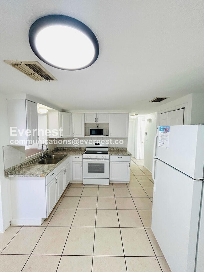 Photo - 3749 Beechwood Dr