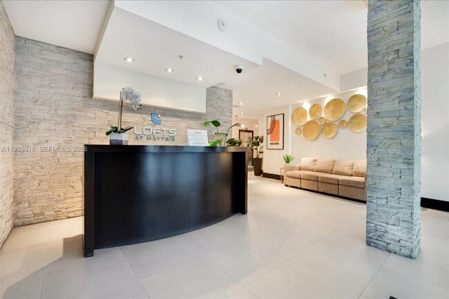 Photo - 3339 Virginia St Unit 305