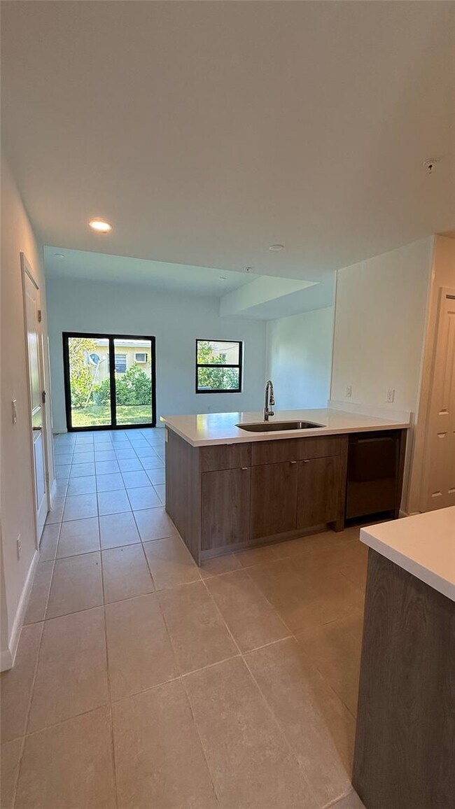 Photo - 2526 Pierce St