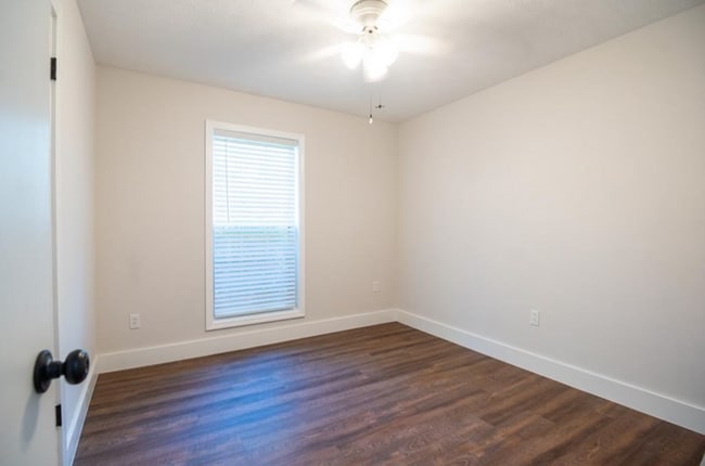 Photo - 1339 Sanders St