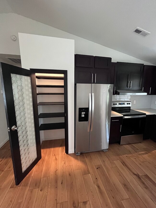 Photo - 2603 S 86th Ave