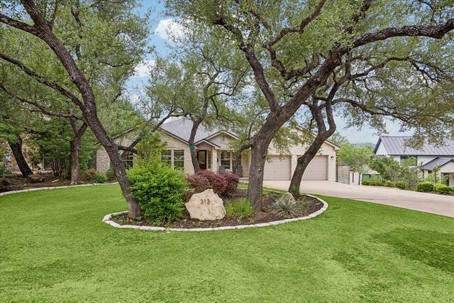 Building Photo - 313 S Flamingo Dr