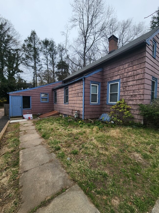 Photo - 300 W Elm St