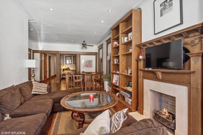 Photo - 145 W Burton Pl Unit 145 W Burton Place #1