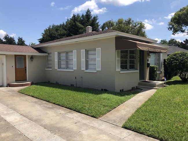 Photo - 1015 Harwood St